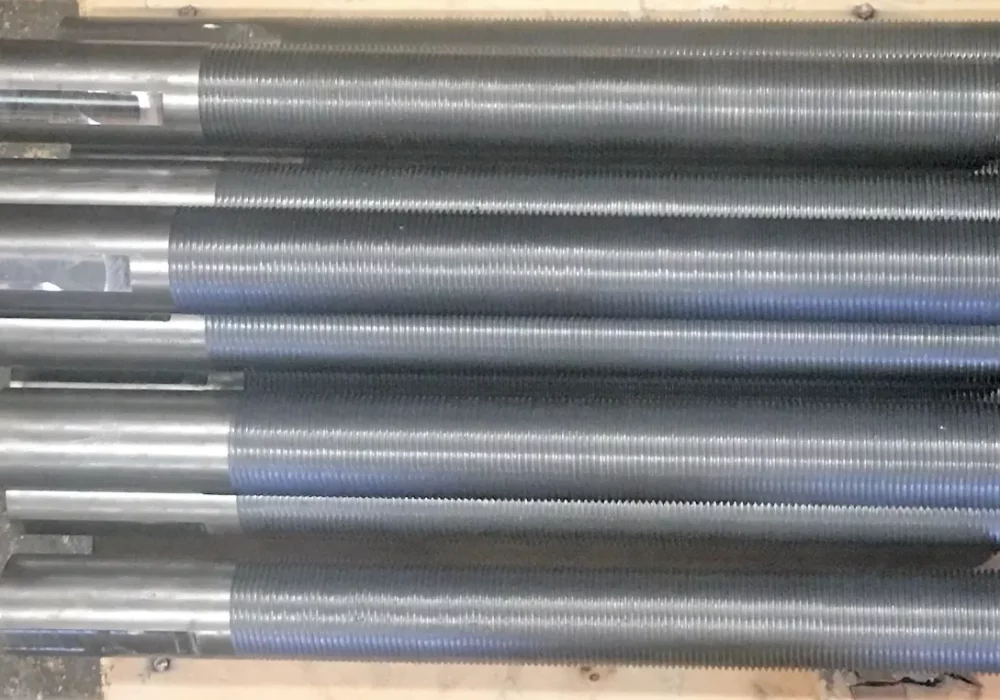 2 Inch 8 Pitch LH & RH Studs